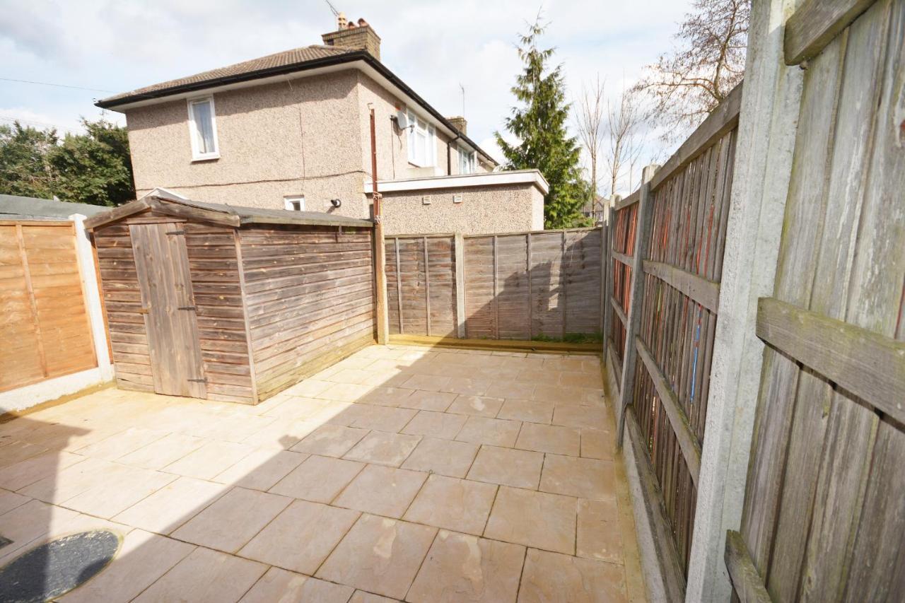 London Deluxe 6 Bedroom House Dagenham Exterior foto