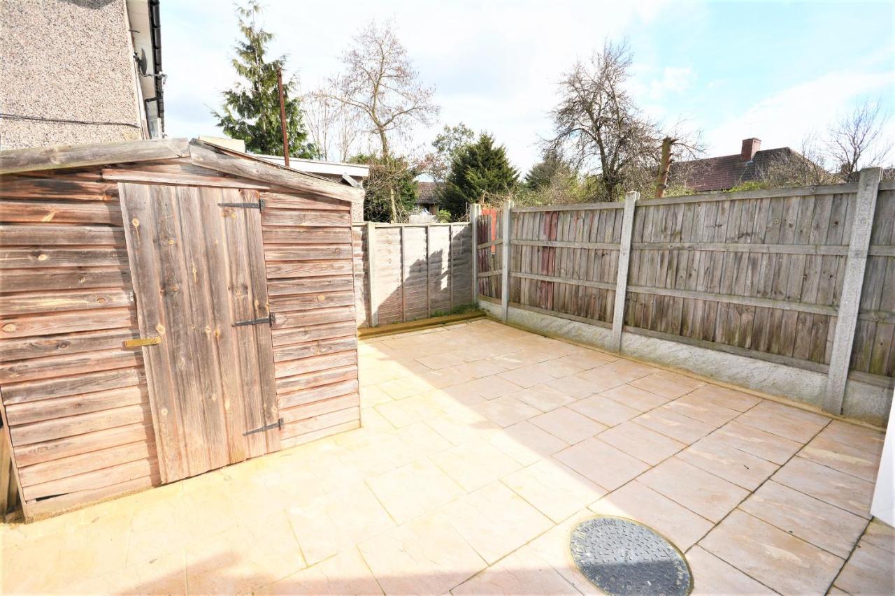 London Deluxe 6 Bedroom House Dagenham Exterior foto